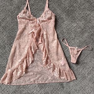 Romantic Pale Pink Lingerie Set